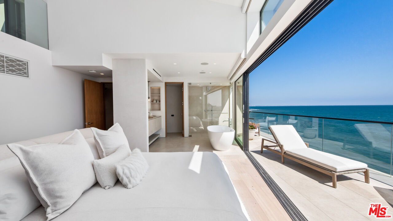 18954 Pacific Coast Highway, Malibu