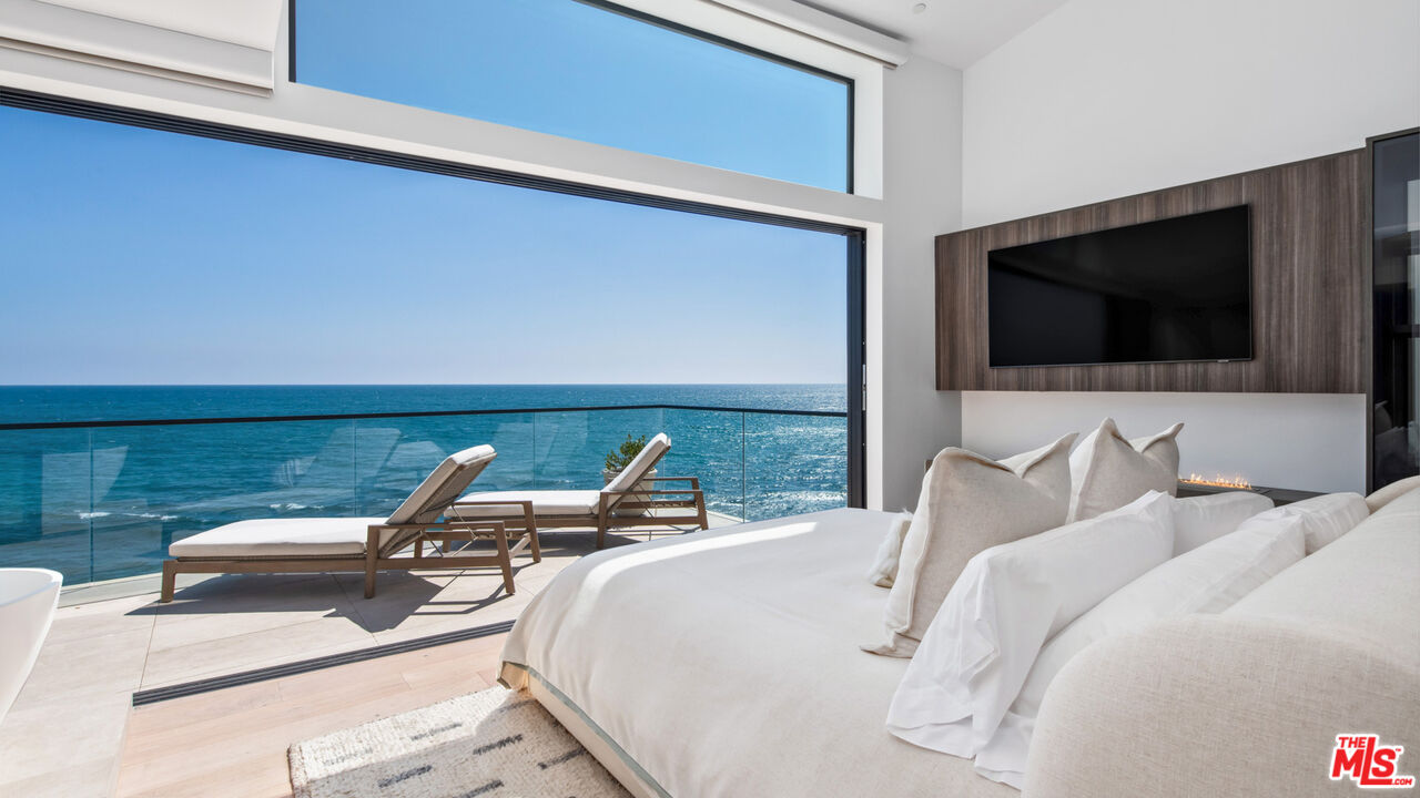 18954 Pacific Coast Highway, Malibu