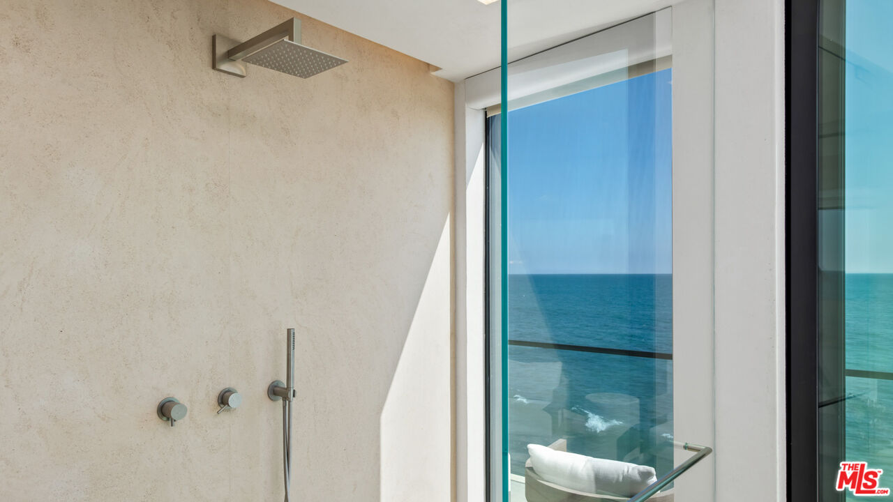 18954 Pacific Coast Highway, Malibu