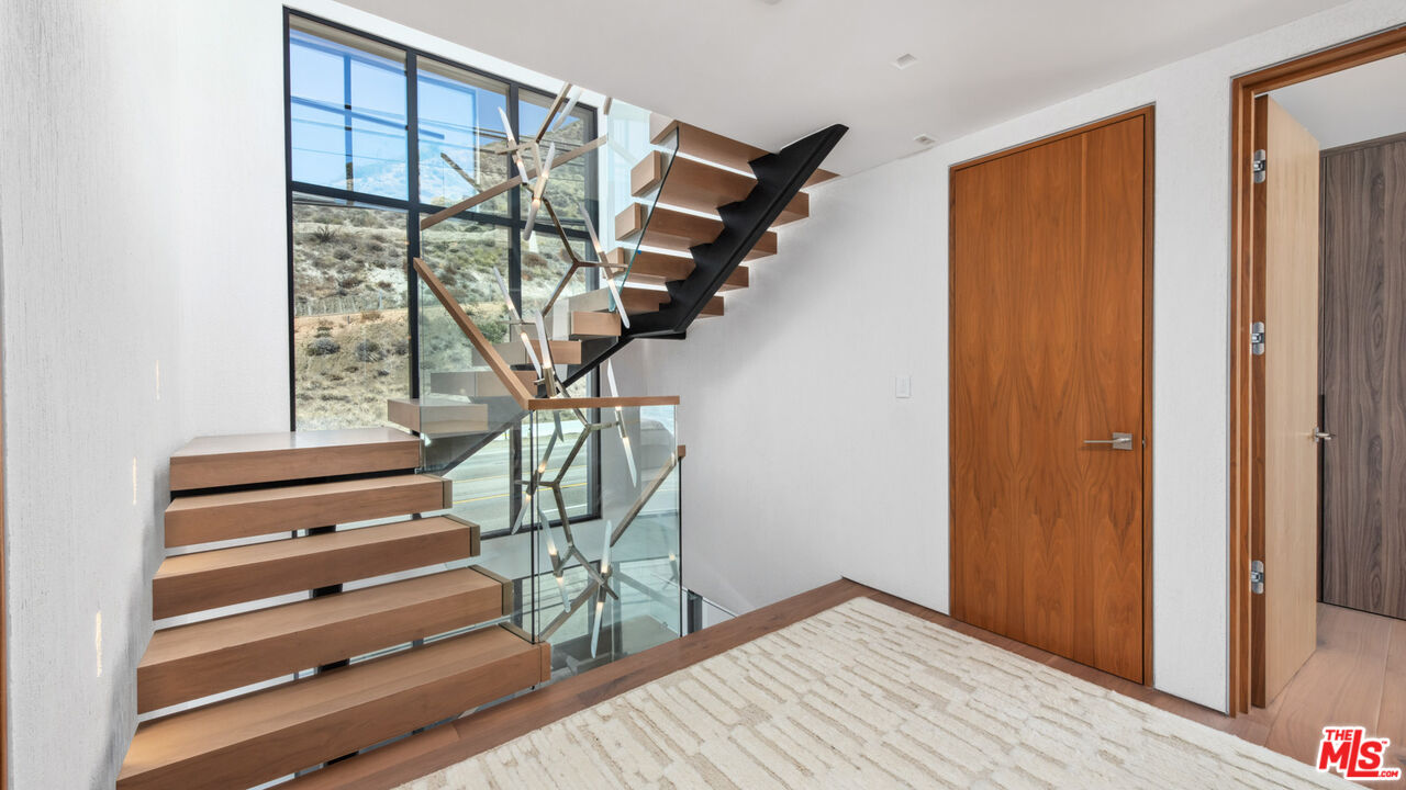 18954 Pacific Coast Highway, Malibu
