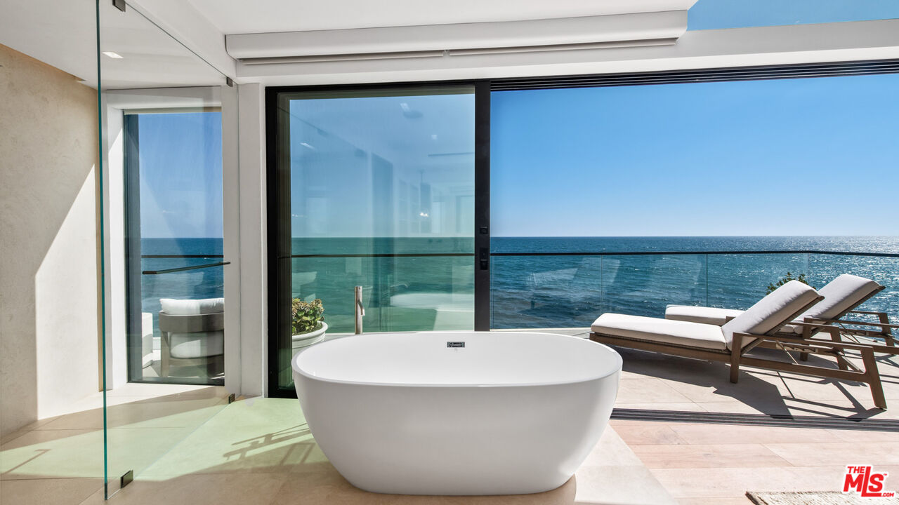18954 Pacific Coast Highway, Malibu