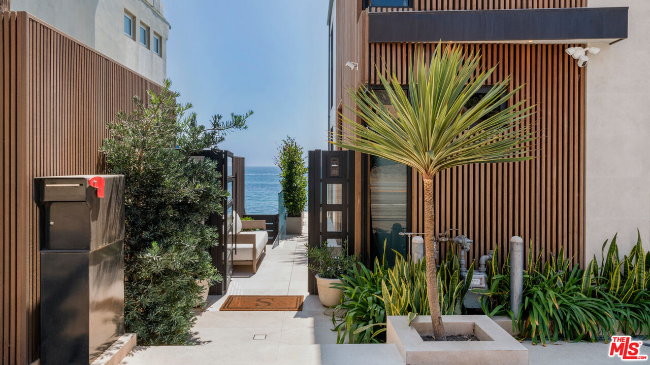 18954 Pacific Coast Highway, Malibu