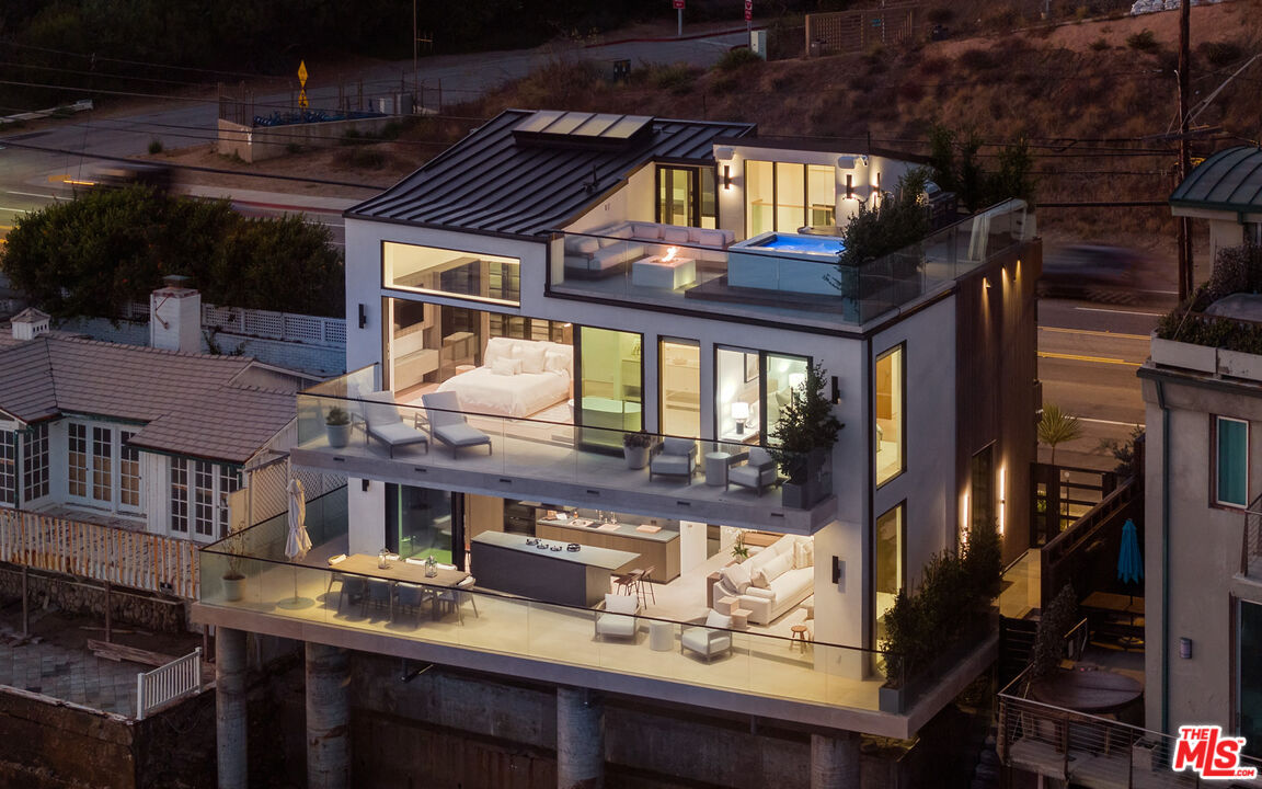 18954 Pacific Coast Highway, Malibu