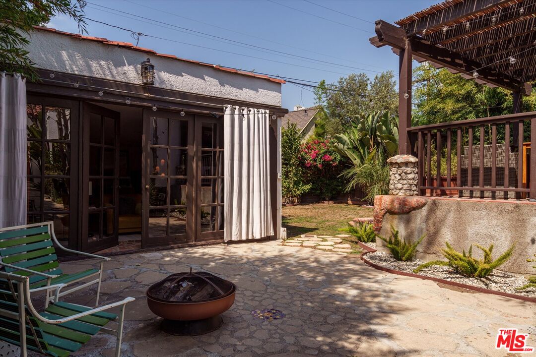 853 Hauser Blvd