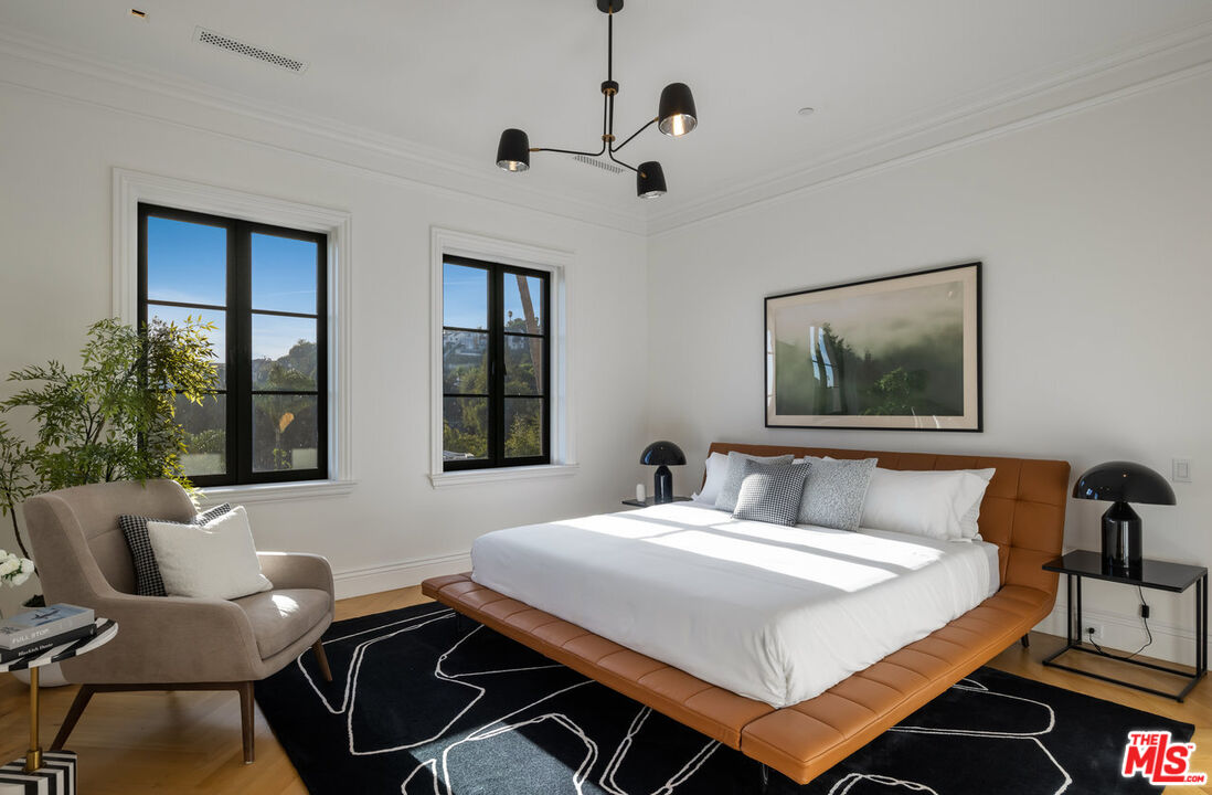 4533 Cockerham Dr, los feliz