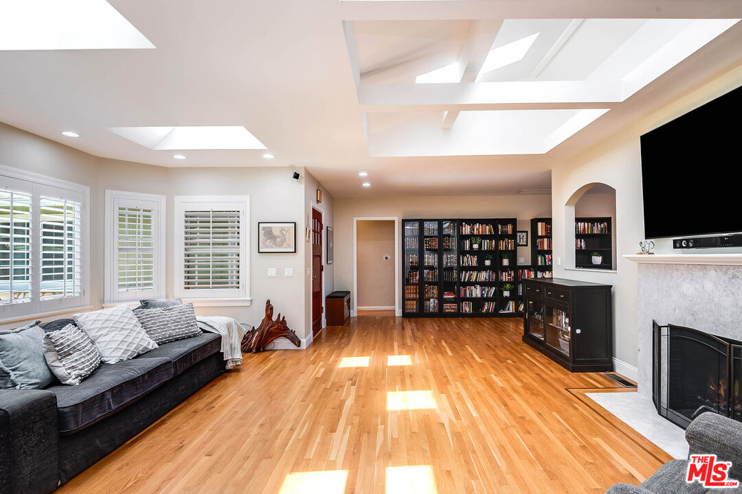 2424 Prospect Ave, Montrose