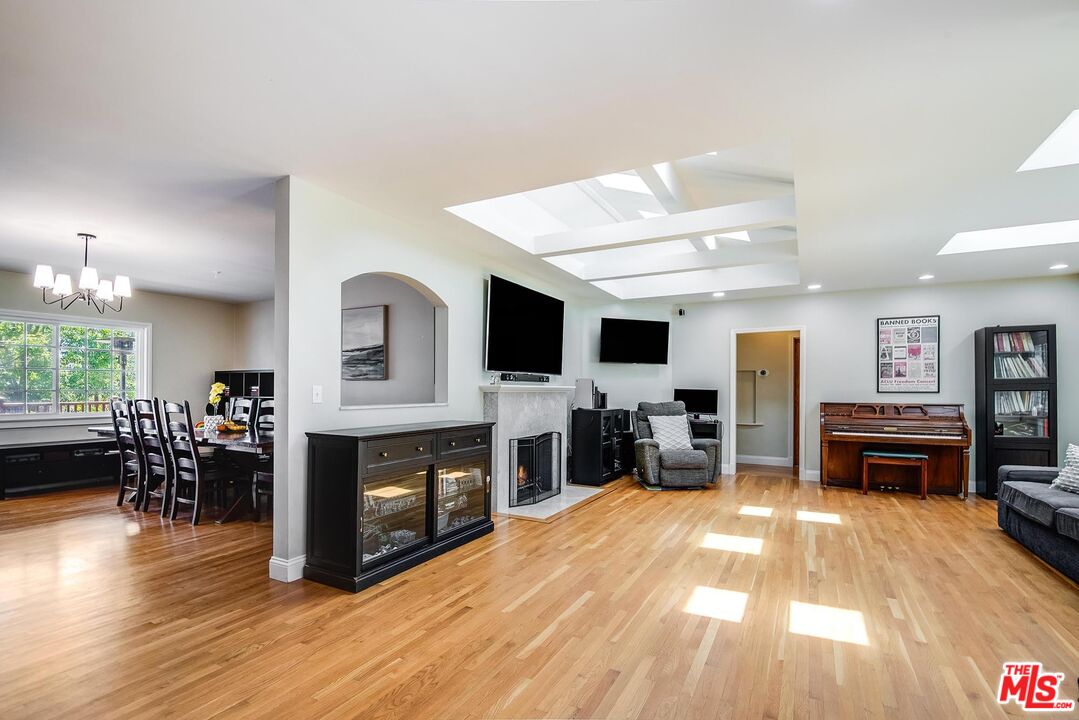 2424 Prospect Ave, Montrose