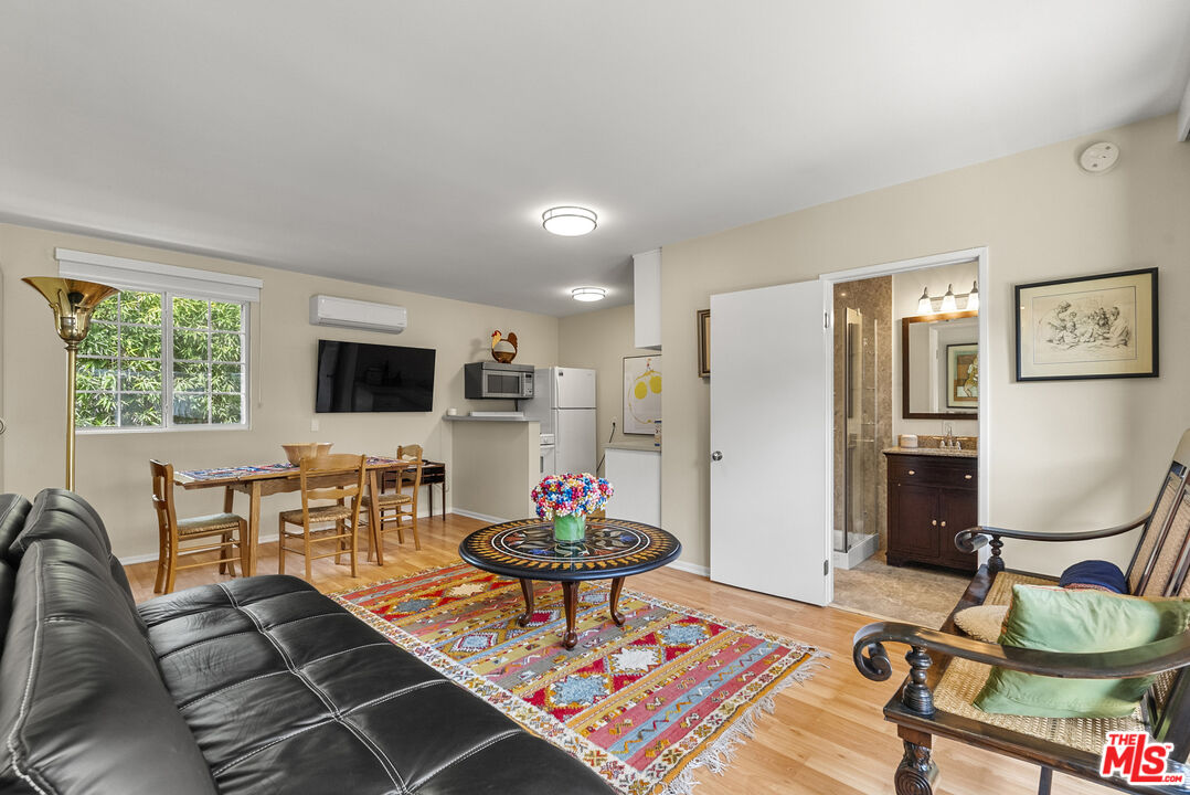 748 24th St, Santa Monica