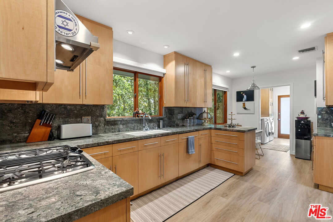 748 24th St, Santa Monica