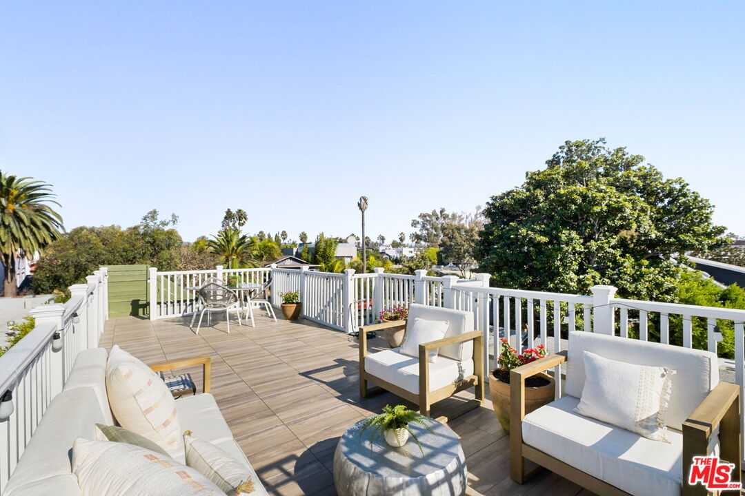 532 Rialto Ave, Venice