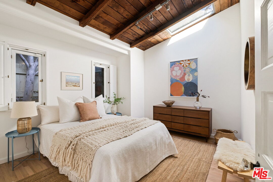 532 Rialto Ave, Venice
