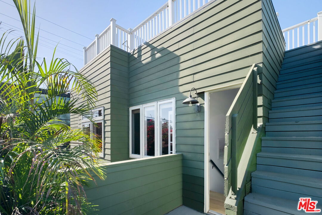 532 Rialto Ave, Venice