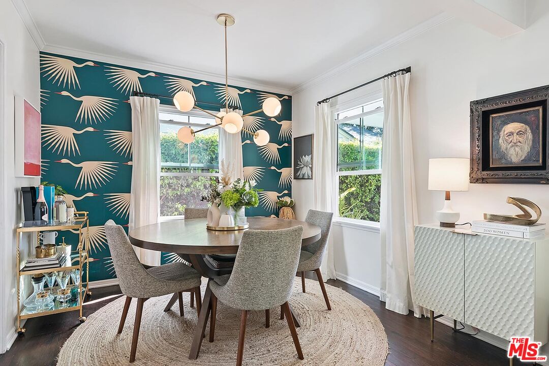 12449 Sarah St, Studio City