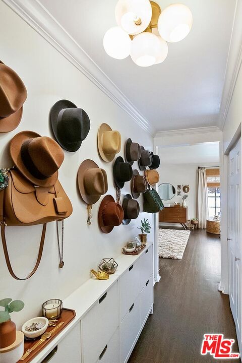 12449 Sarah St, Studio City