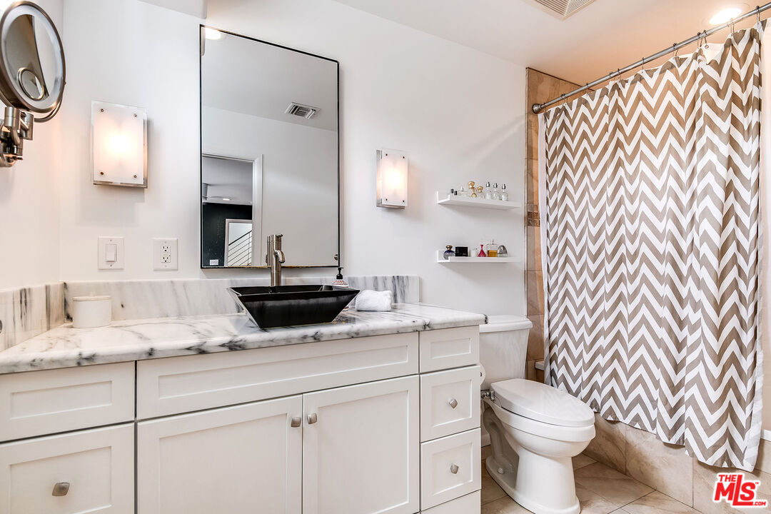 1814 12th St Unit: 2