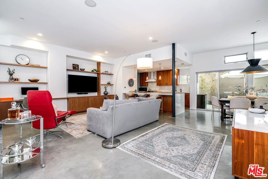 1814 12th St Unit: 2