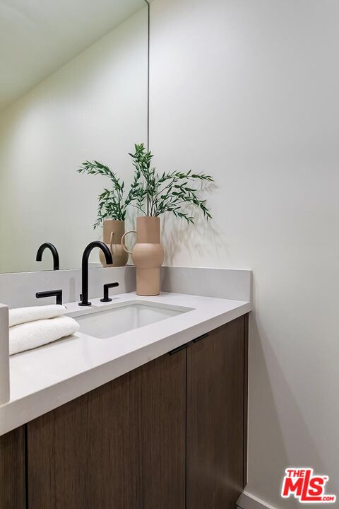 330 Rennie Ave Unit: 4, Venice