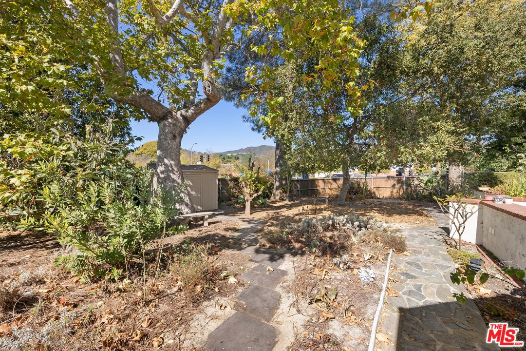 817 Radcliffe Ave, Pacific Palisades