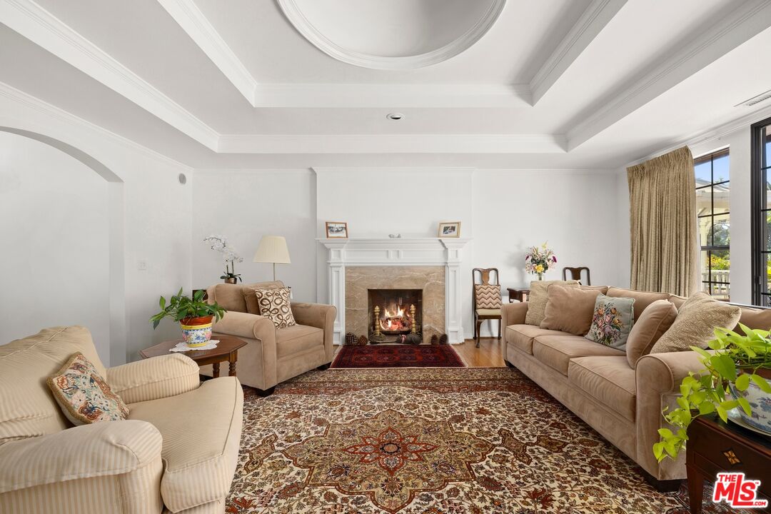 817 Radcliffe Ave, Pacific Palisades