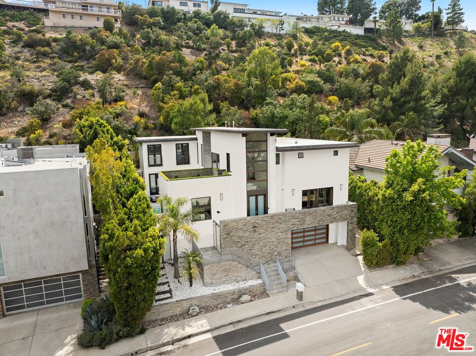 2437 Apollo Dr, Sunset Strip