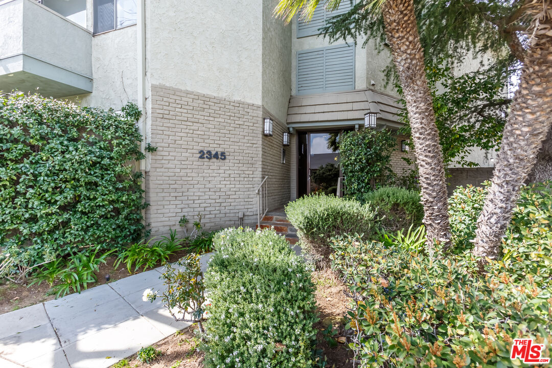 2345 Roscomare Rd Unit: 404, Bel Air