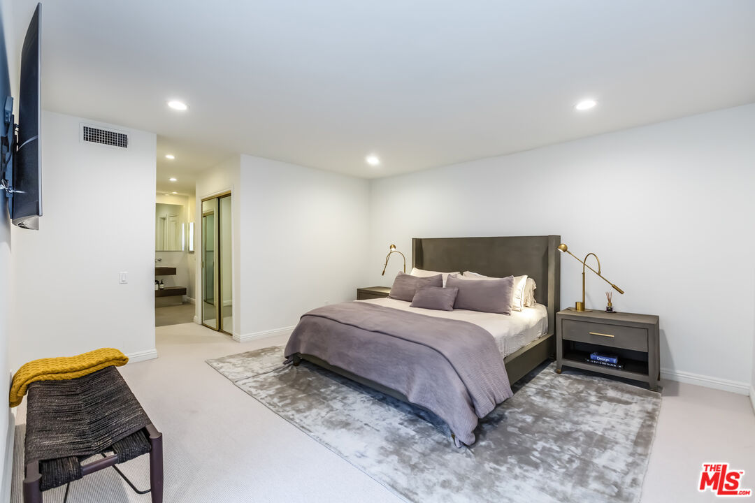 2345 Roscomare Rd Unit: 404, Bel Air