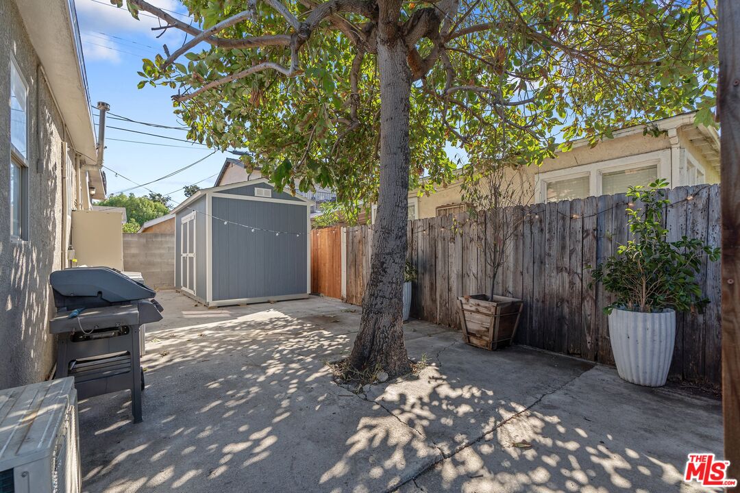 2324 S Highland Ave