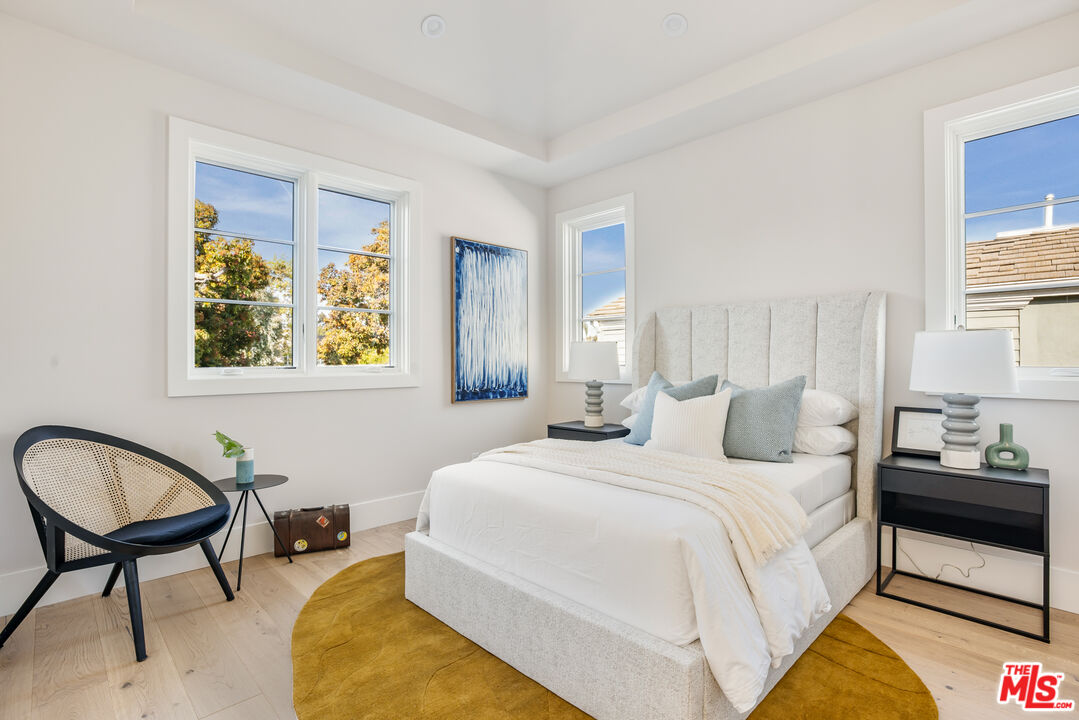 628 10th St, Santa Monica