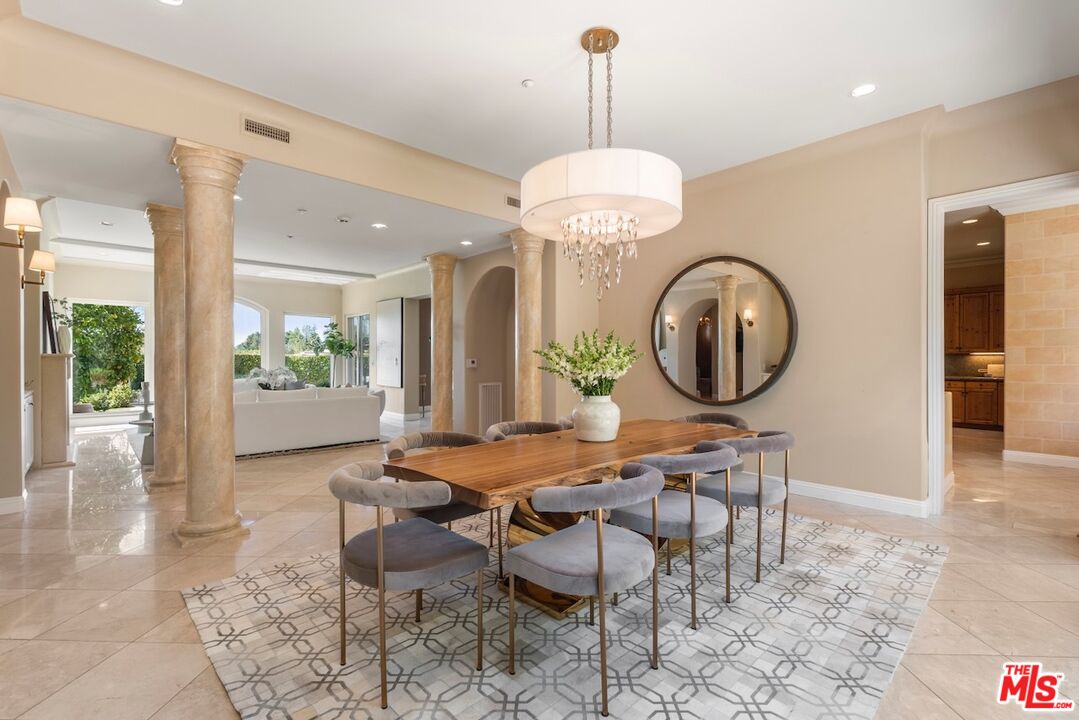 3011 N Beverly Glen Cir, Bel Air