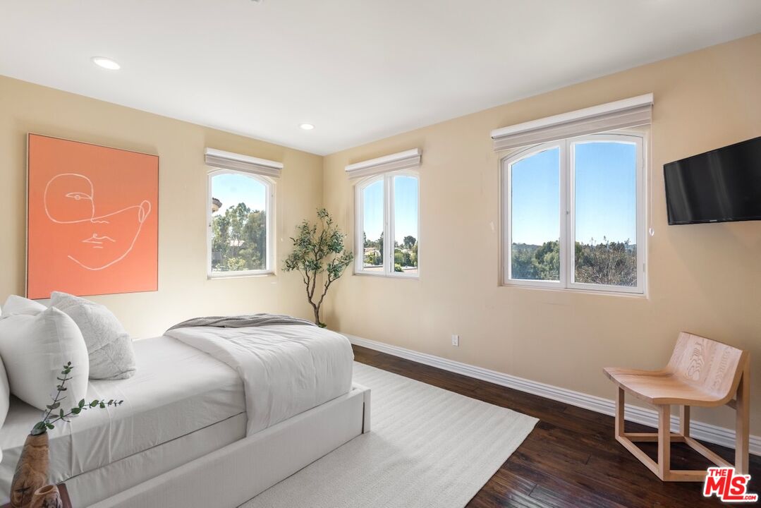 3011 N Beverly Glen Cir, Bel Air