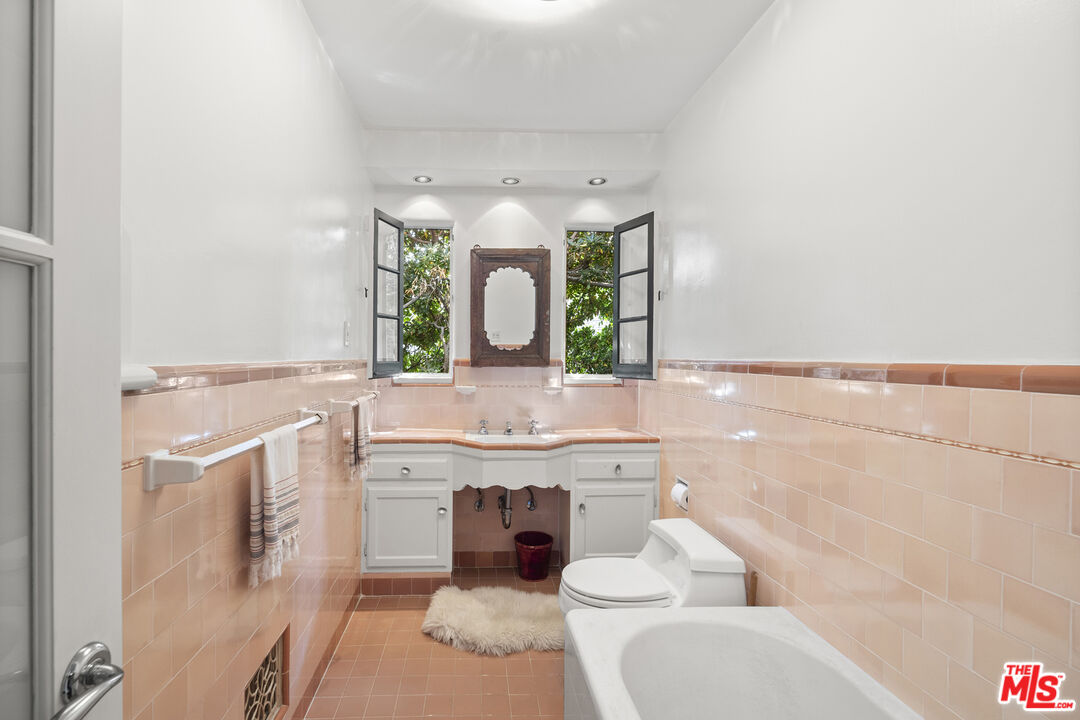 1539 Marmont Ave, Sunset Strip