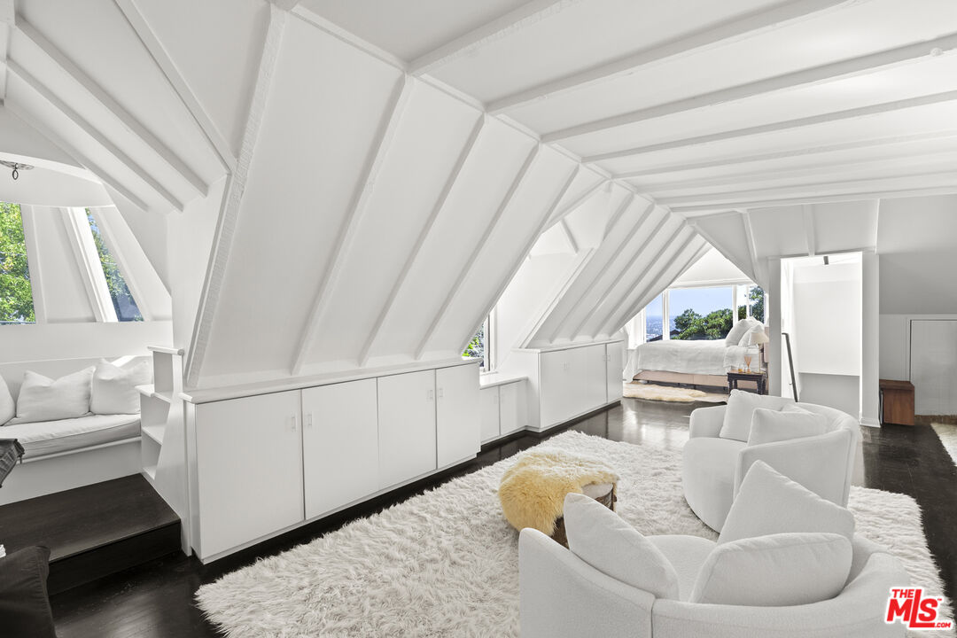 1539 Marmont Ave, Sunset Strip