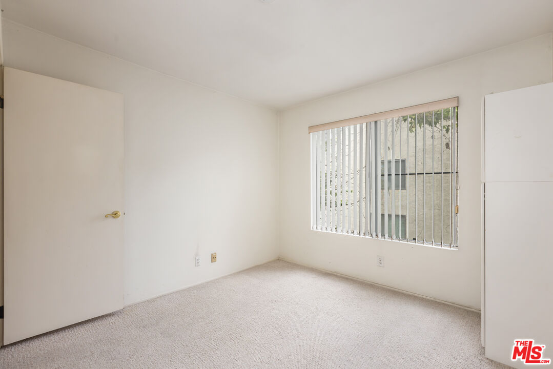 5302 Summertime Ln, Culver City