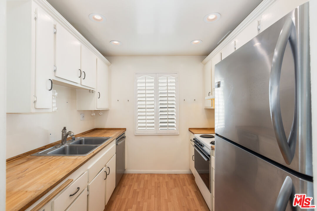 5302 Summertime Ln, Culver City