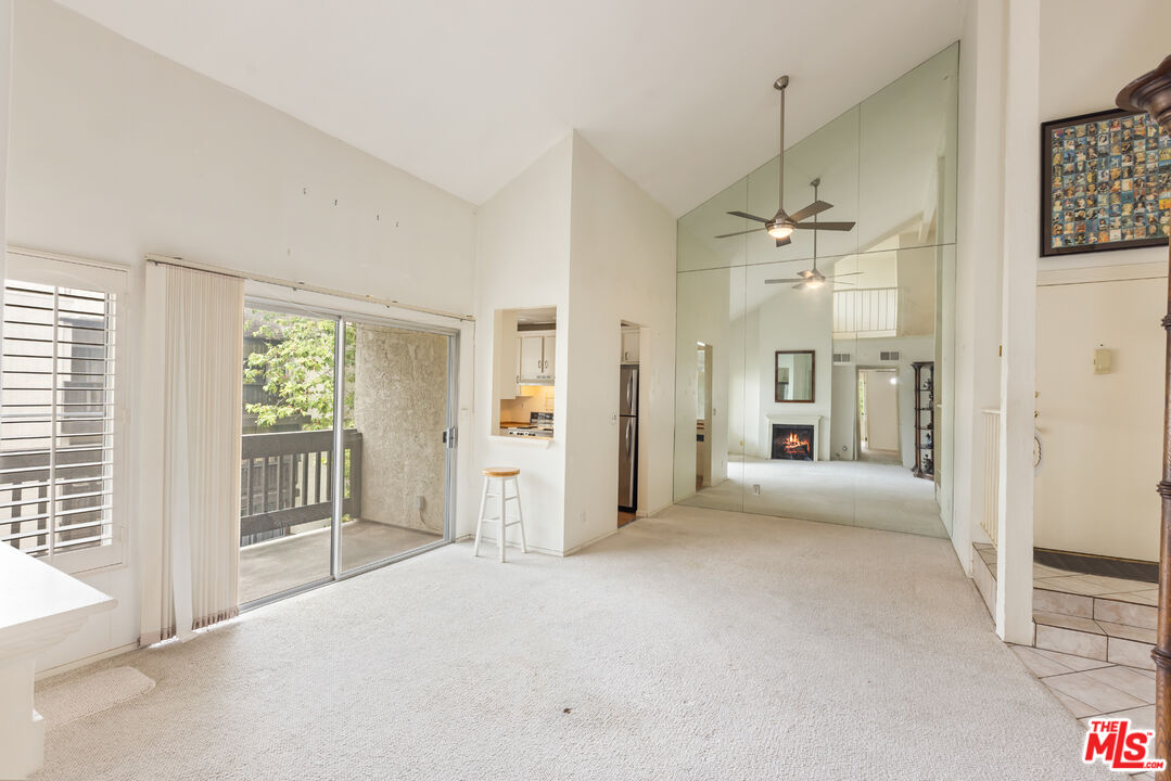 5302 Summertime Ln, Culver City