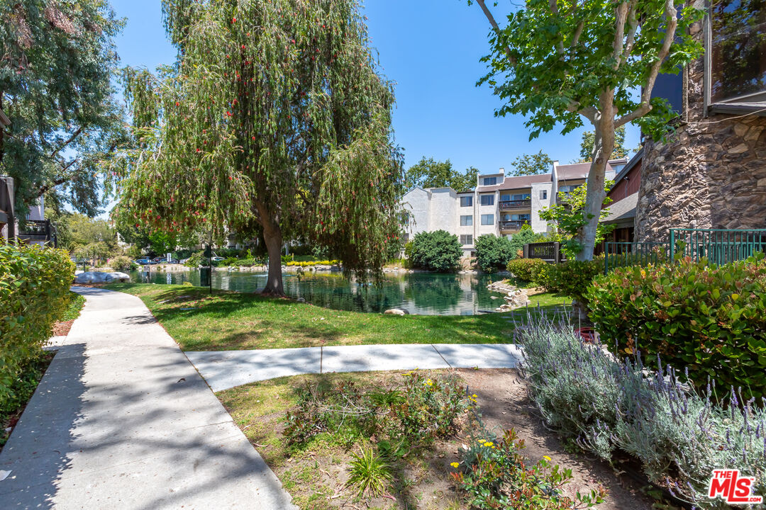 5302 Summertime Ln, Culver City