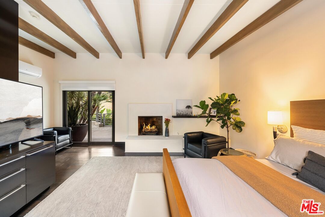 410 Mooresque St, Pasadena