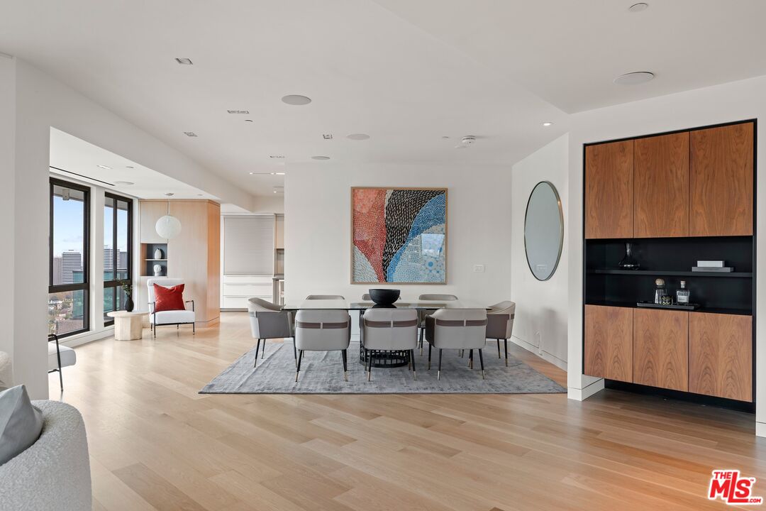 10490 Wilshire Blvd Unit: 2104, Westwood
