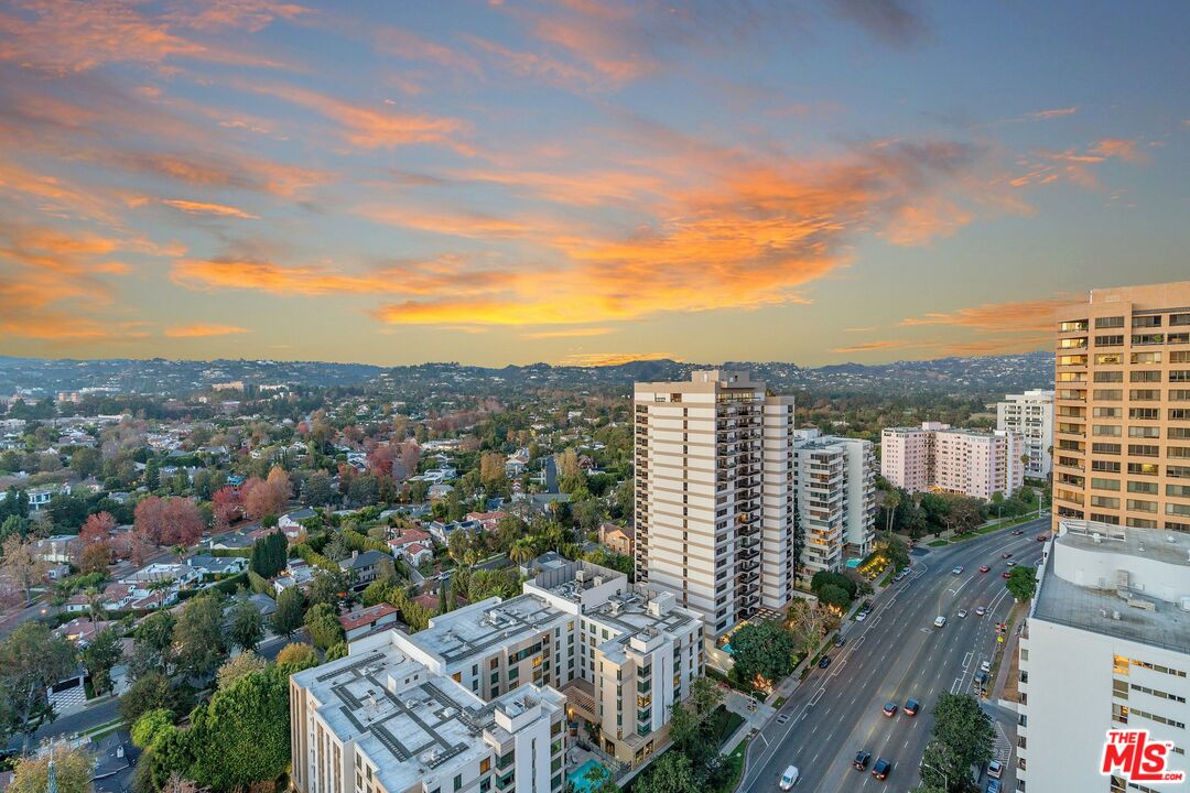 10490 Wilshire Blvd Unit: 2104, Westwood