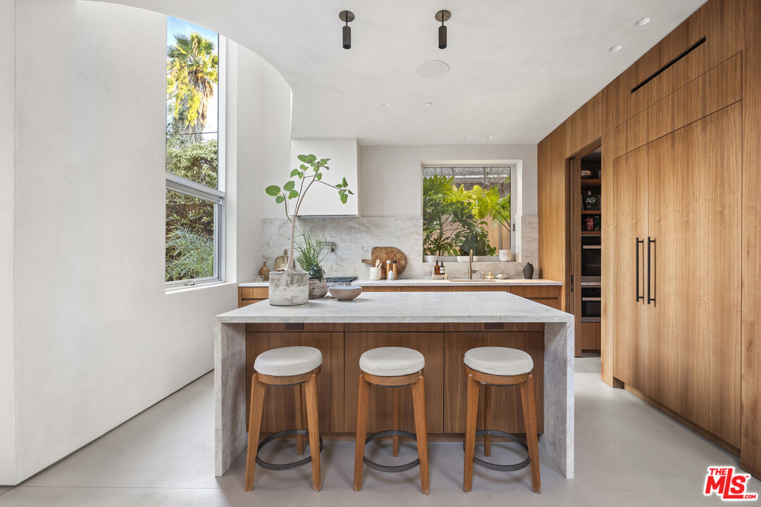 640 Milwood Ave, Venice