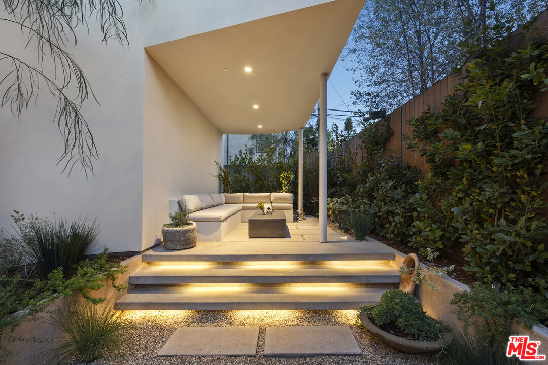 640 Milwood Ave, Venice