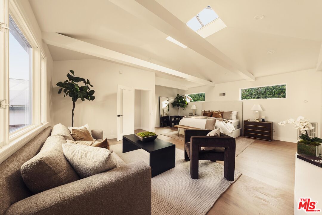 222 14th St, Santa Monica