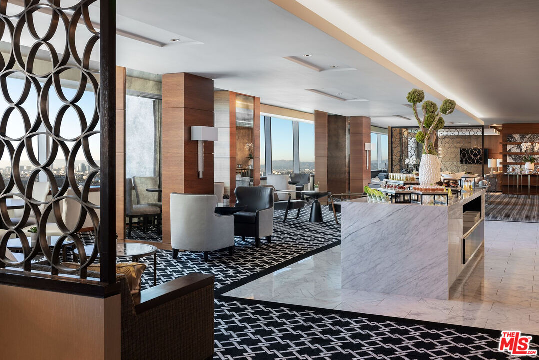 900 W Olympic Blvd Unit: 44D, DTLA