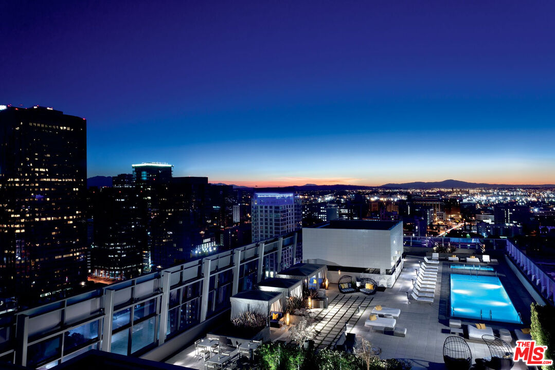 900 W Olympic Blvd Unit: 44D, DTLA