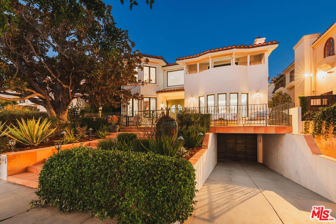 633 12th St, Santa Monica