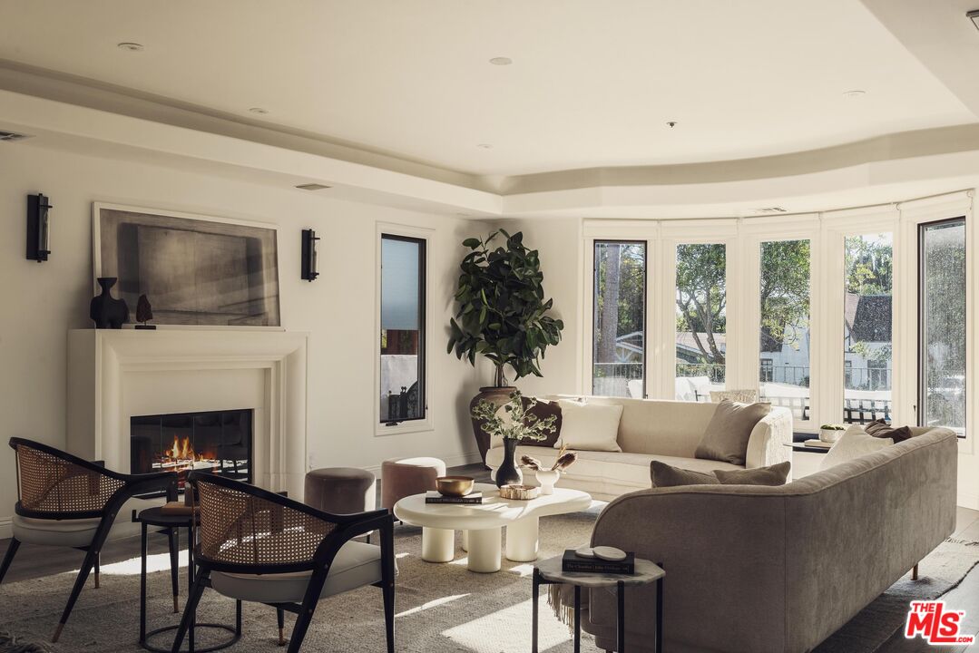 633 12th St, Santa Monica