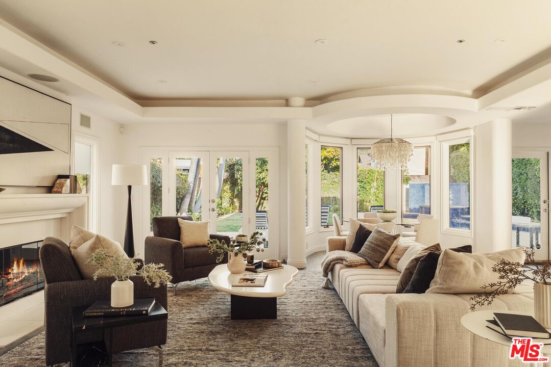 633 12th St, Santa Monica