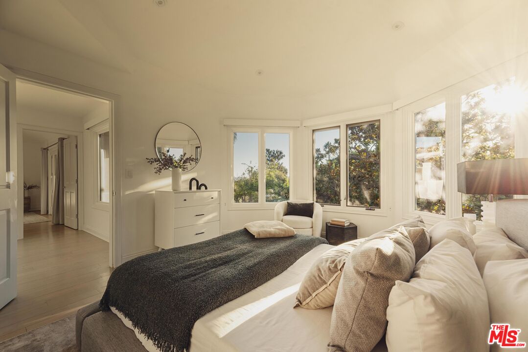 633 12th St, Santa Monica