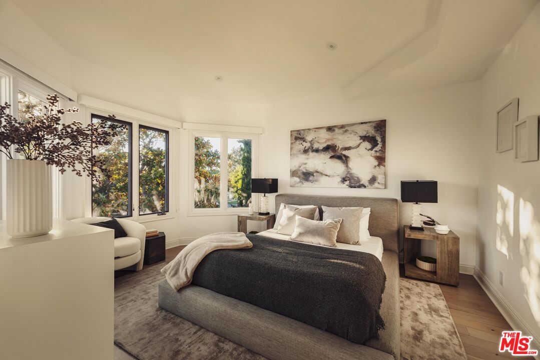 633 12th St, Santa Monica
