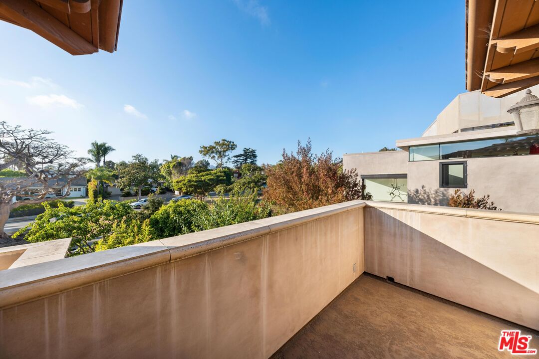 720 San Vicente Blvd, Santa Monica
